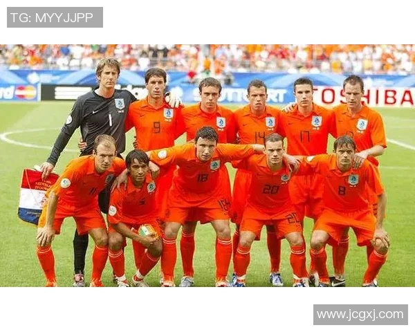 荷兰足球运动员的辉煌历程与对世界足球的影响分析
